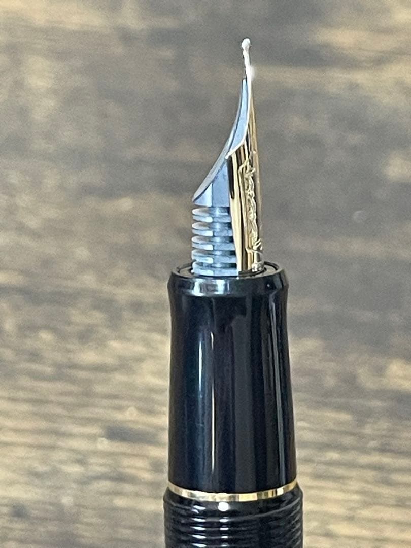 新品未使用　2015年製　SMニブ (中字軟)　74 14金　ゴールド　万年筆