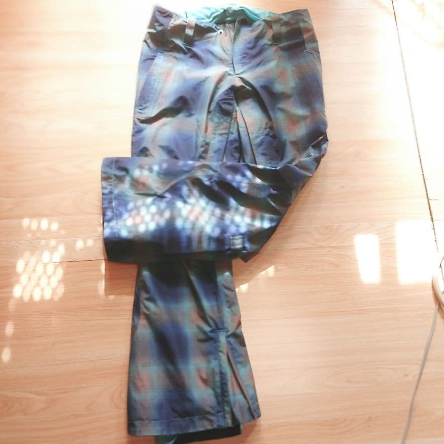 バートン ak スノボウェア