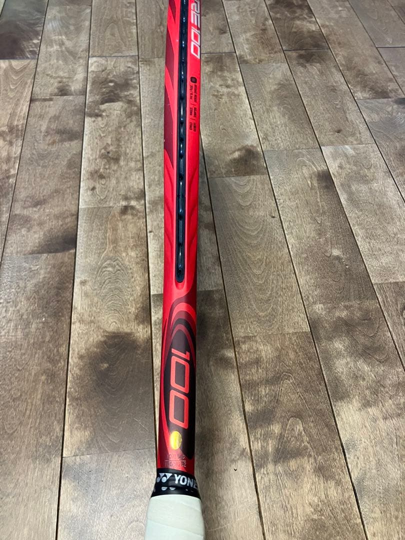 Vコア100 テニスラケット 2本セット