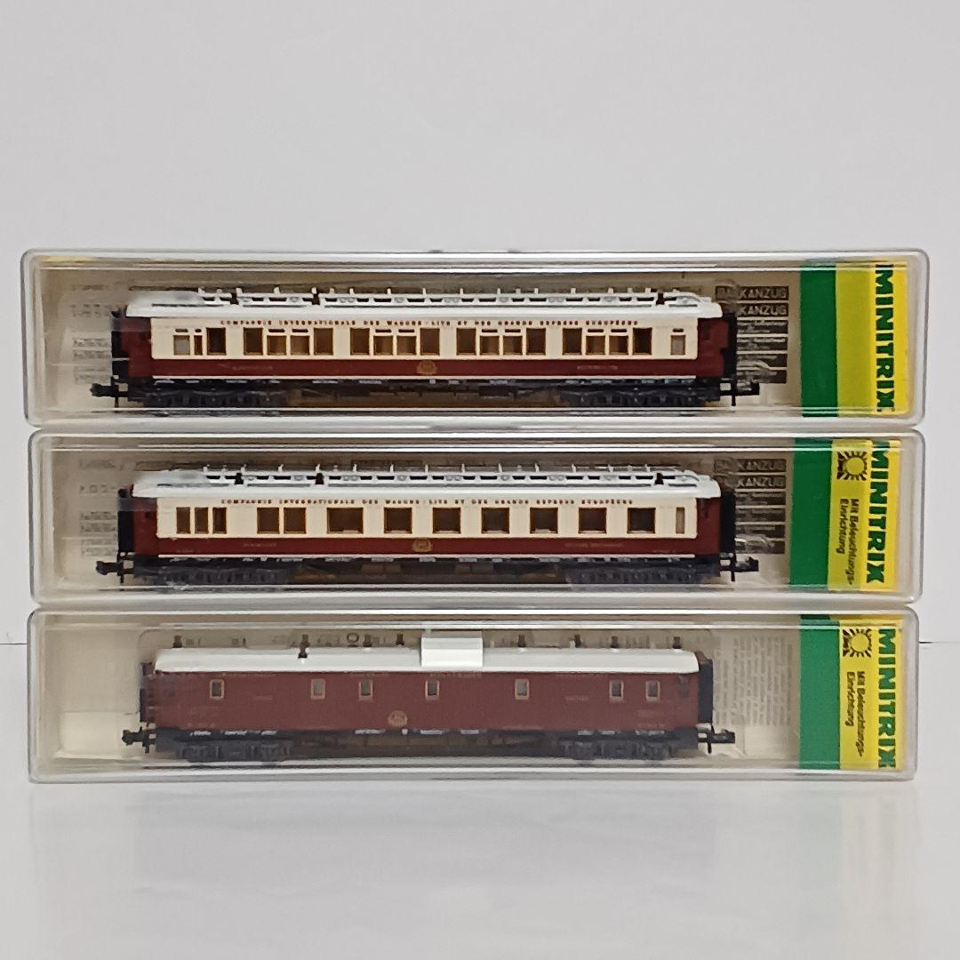 ミニトリックス Nゲージ ワゴン・リ 客車３両(食堂、寝台、荷物)