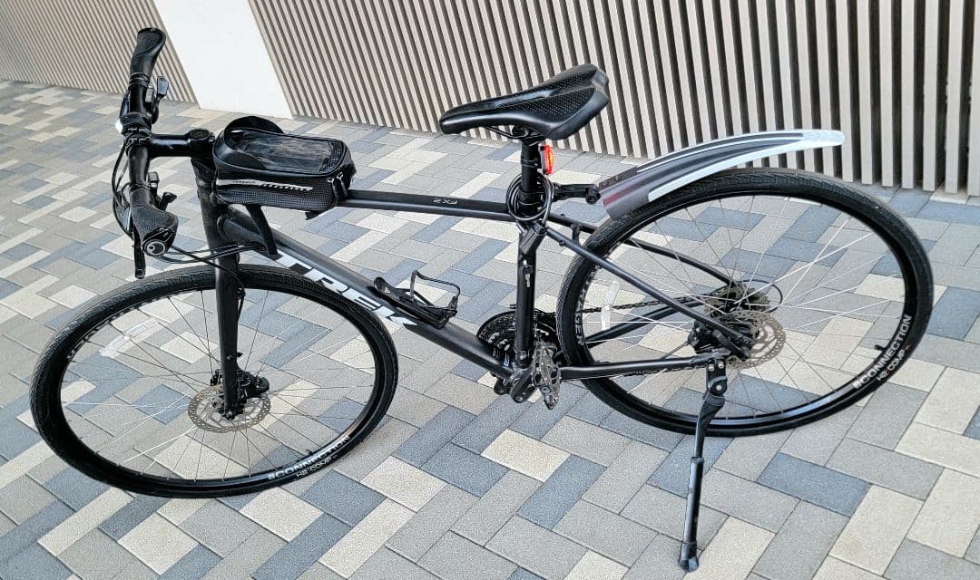 TREK トレック FX2 DISC クルスバイク