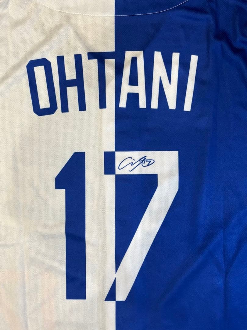 ⭐️期間限定価格⭐️非売品★大谷翔平ホーム＆ビジターミックスハーフサインユニフォーム