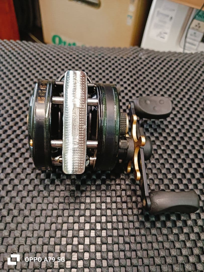 新品アブガルシア アンバサダー 4600C グリーン イマカツモデル