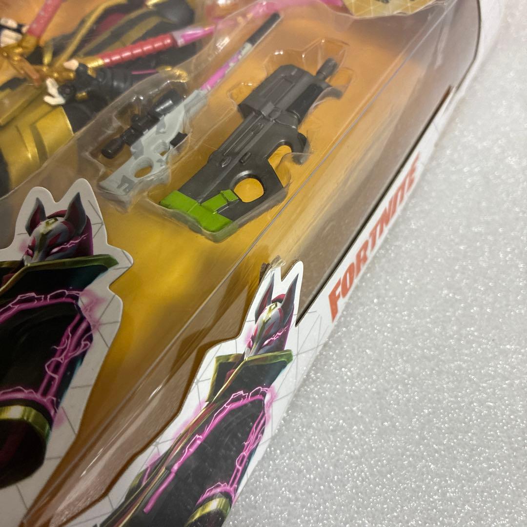 Fortnite Drift フィギュア 8ピース 40ポイント