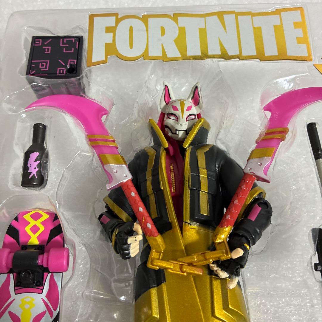 Fortnite Drift フィギュア 8ピース 40ポイント