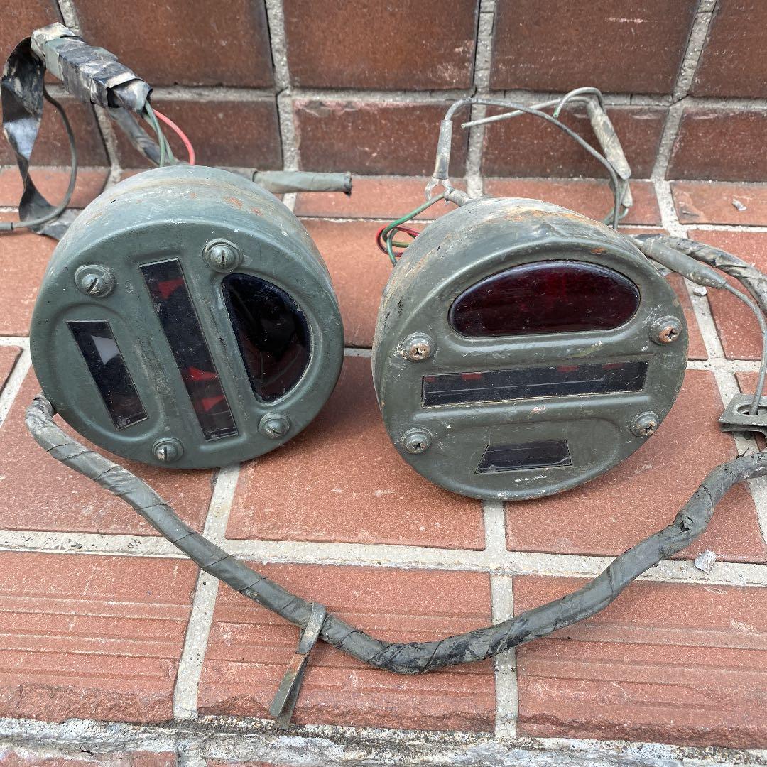 値下げ！本物自衛隊車両のブラックテールライト一式です！ジャンク品！！