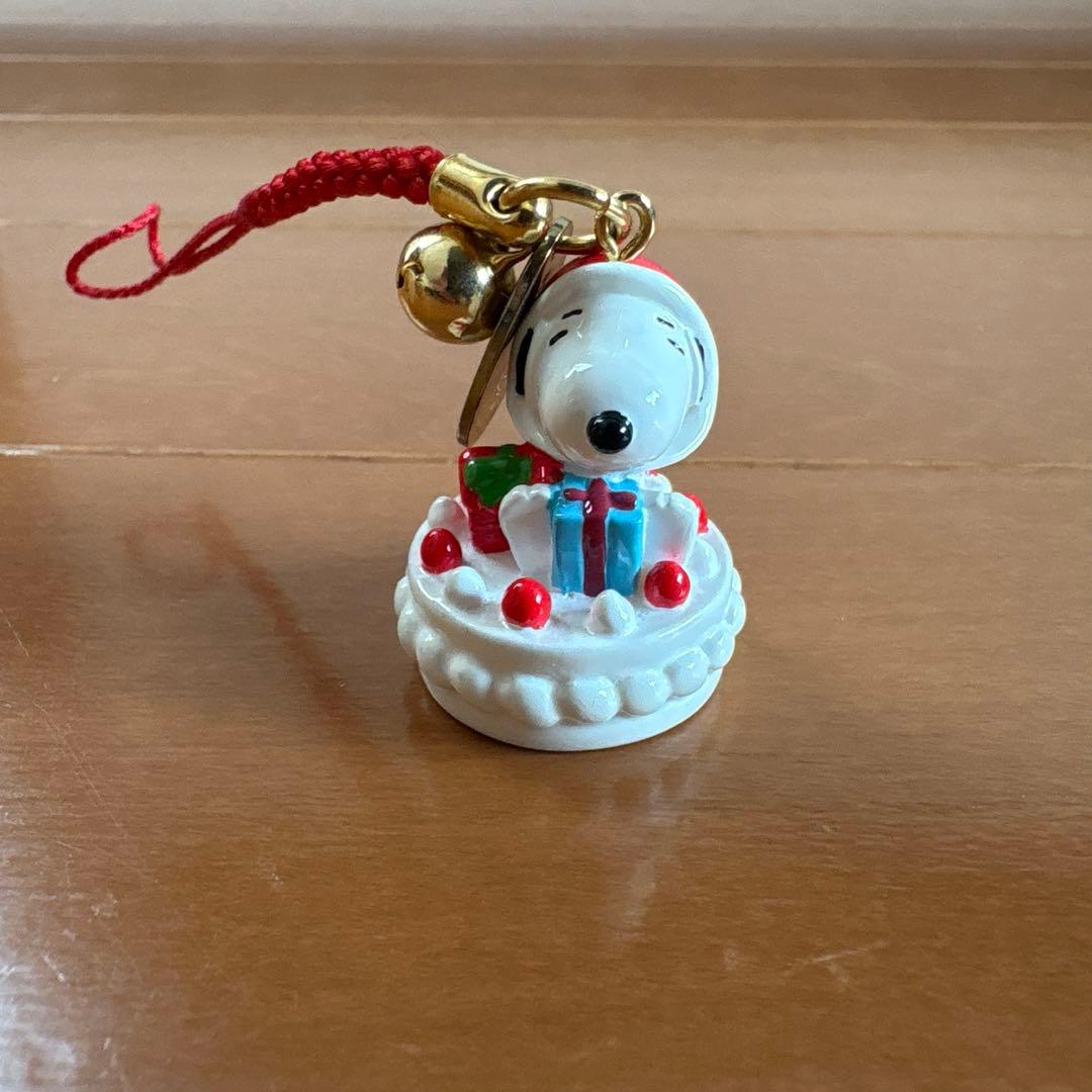 ユニバーサルスタジオジャパン　スヌーピー ストラップ　クリスマスケーキUSJ