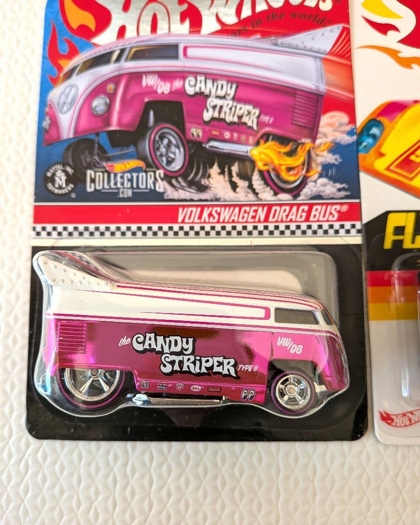 ホットウィール フォルクスワーゲン Candy Striper　ドラッグバス2台