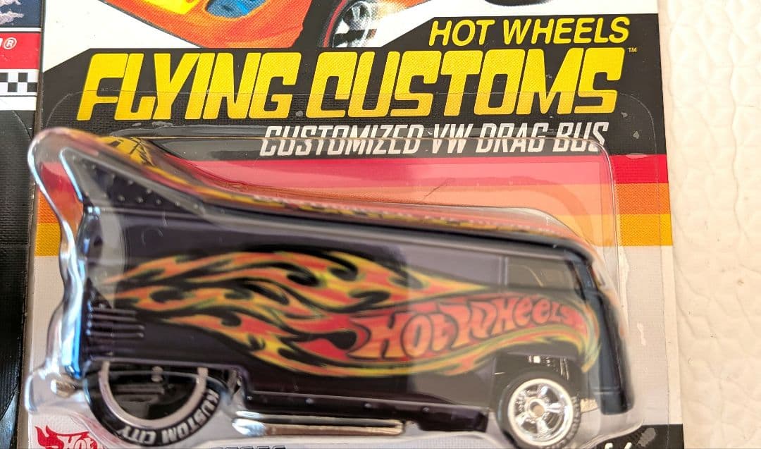 ホットウィール フォルクスワーゲン Candy Striper　ドラッグバス2台