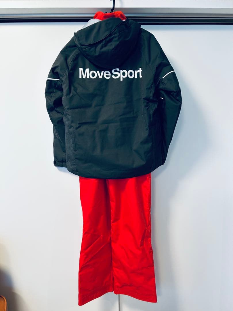 【美品/クリーニング済】デサントMove Sport 子ども用スキーウェア