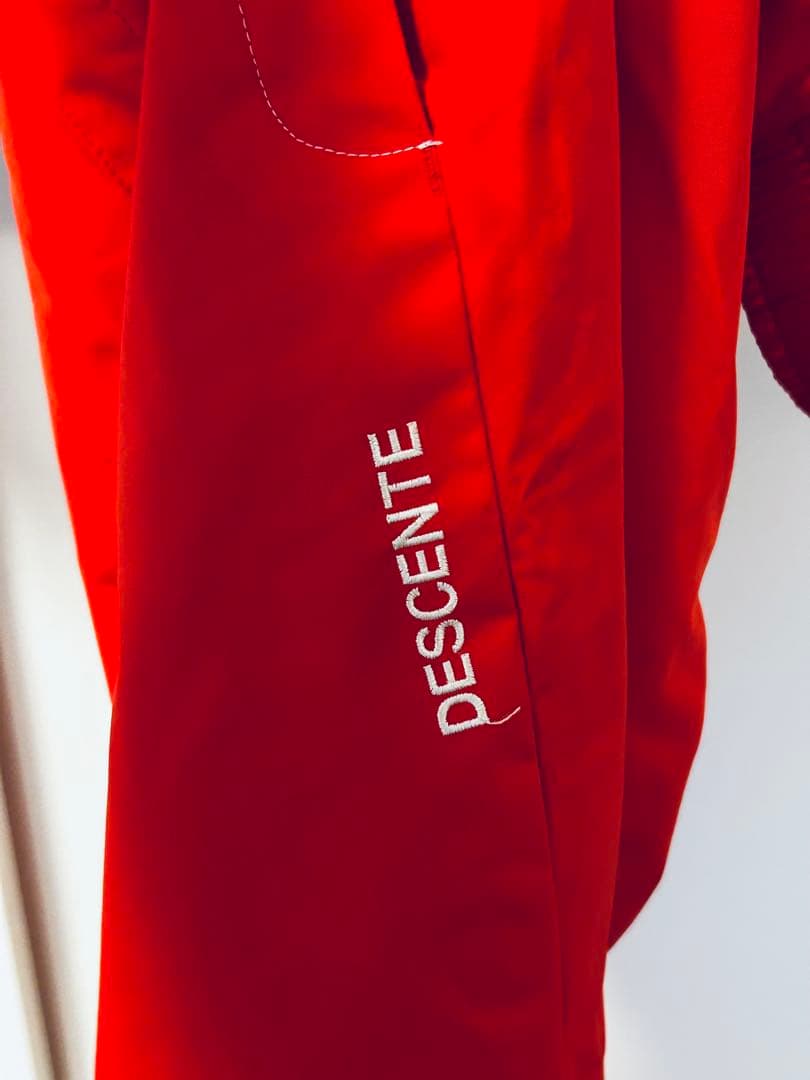 【美品/クリーニング済】デサントMove Sport 子ども用スキーウェア