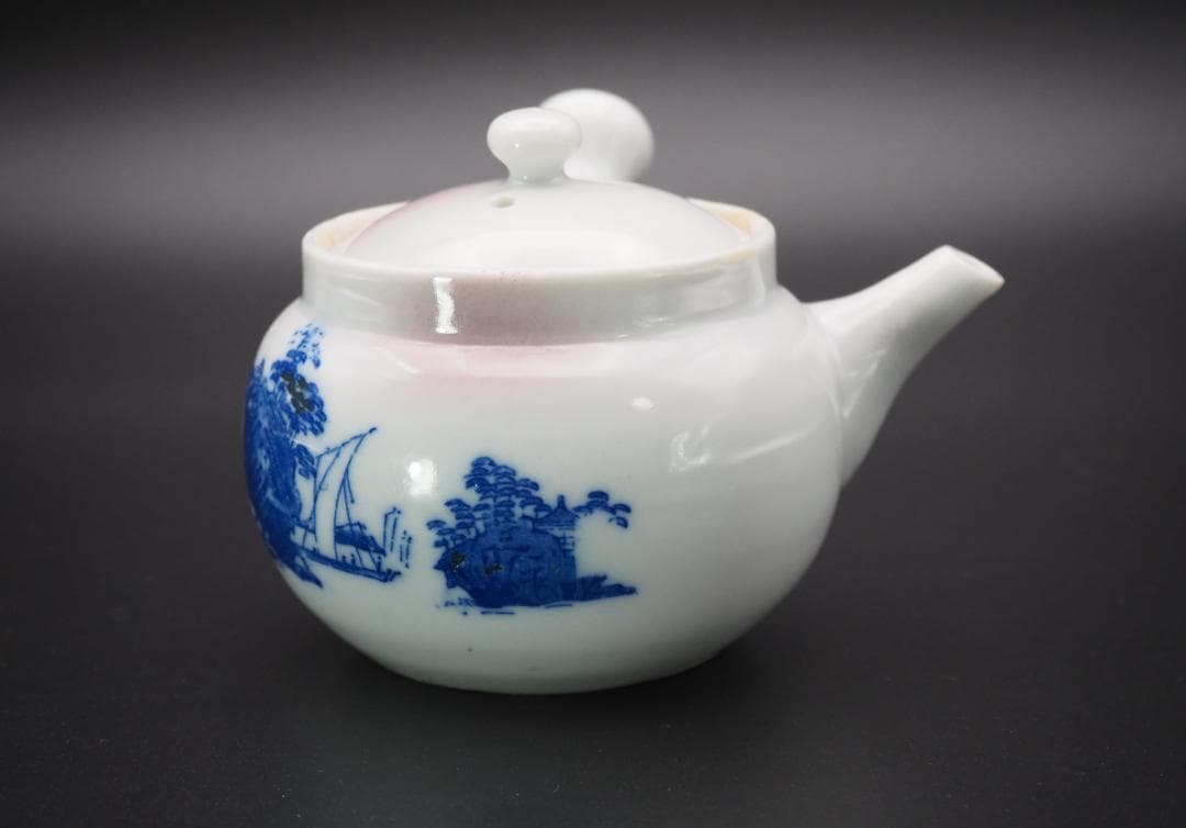 煎茶道具 四代清風与平造 染付 【山水文】横手急須 箱付