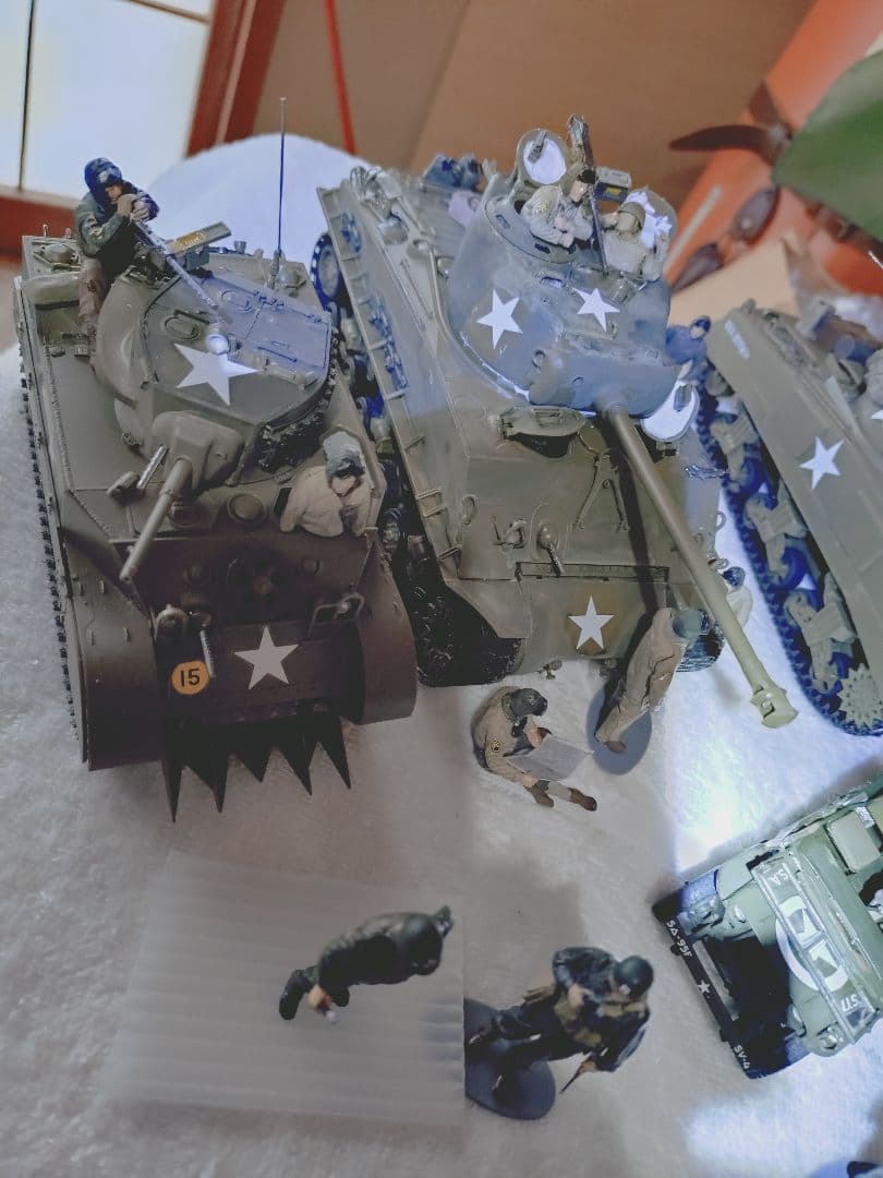 新春セール！美品完成品パットン大戦車軍団101空挺師団アルデンヌの森出撃準備