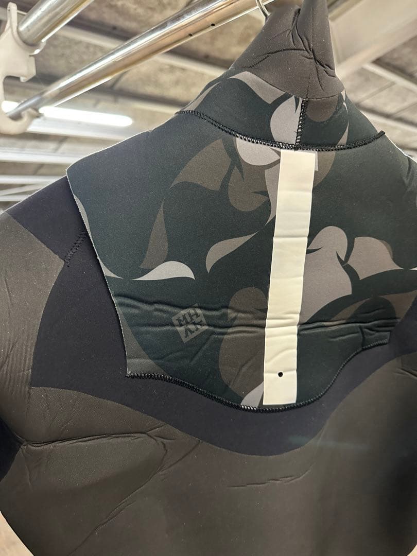 未使用FLASH PACKER ネックエントリーウェットスーツ 裏起毛 Lサイズ