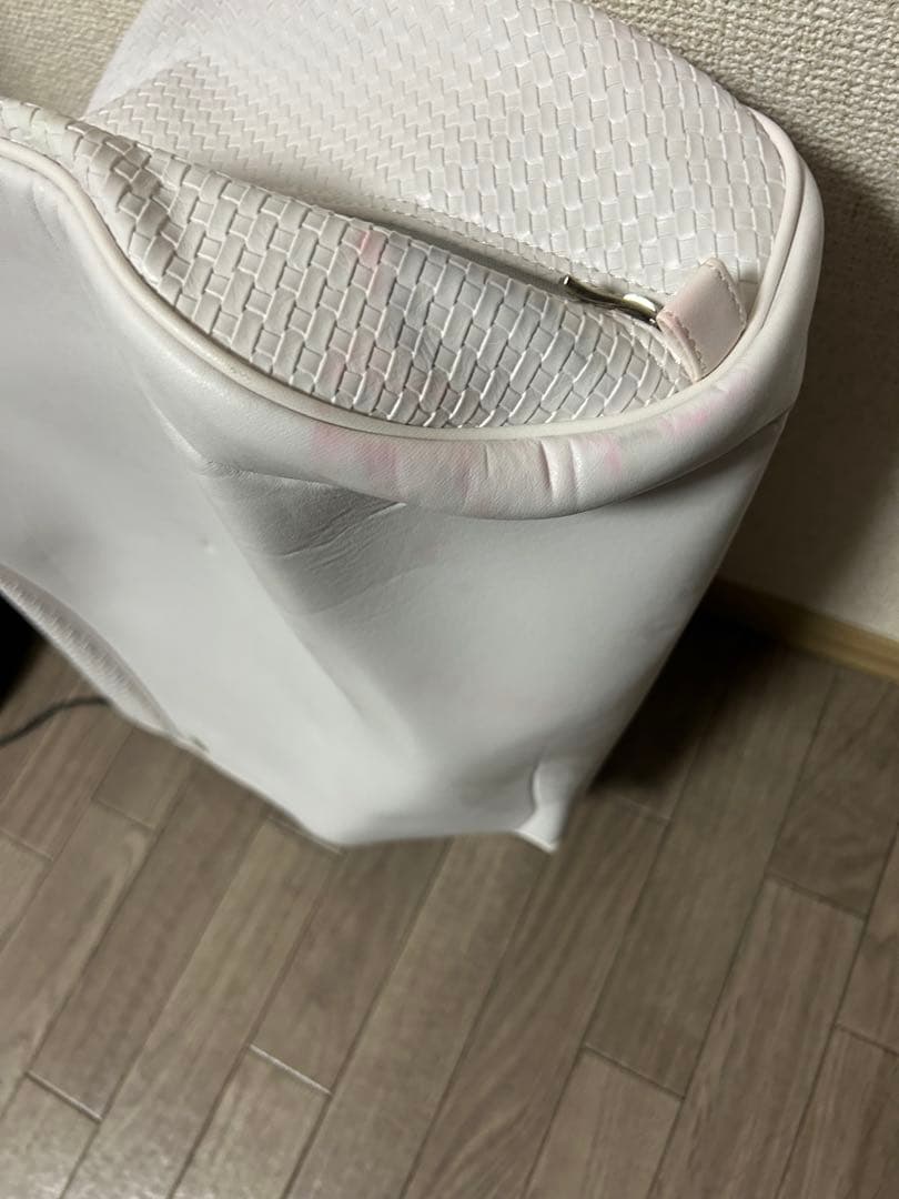 ホワイトゴルフバッグ・キャディバッグ