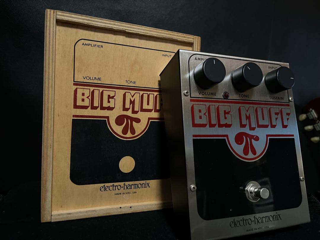 electro-harmonix BIG MUFF π