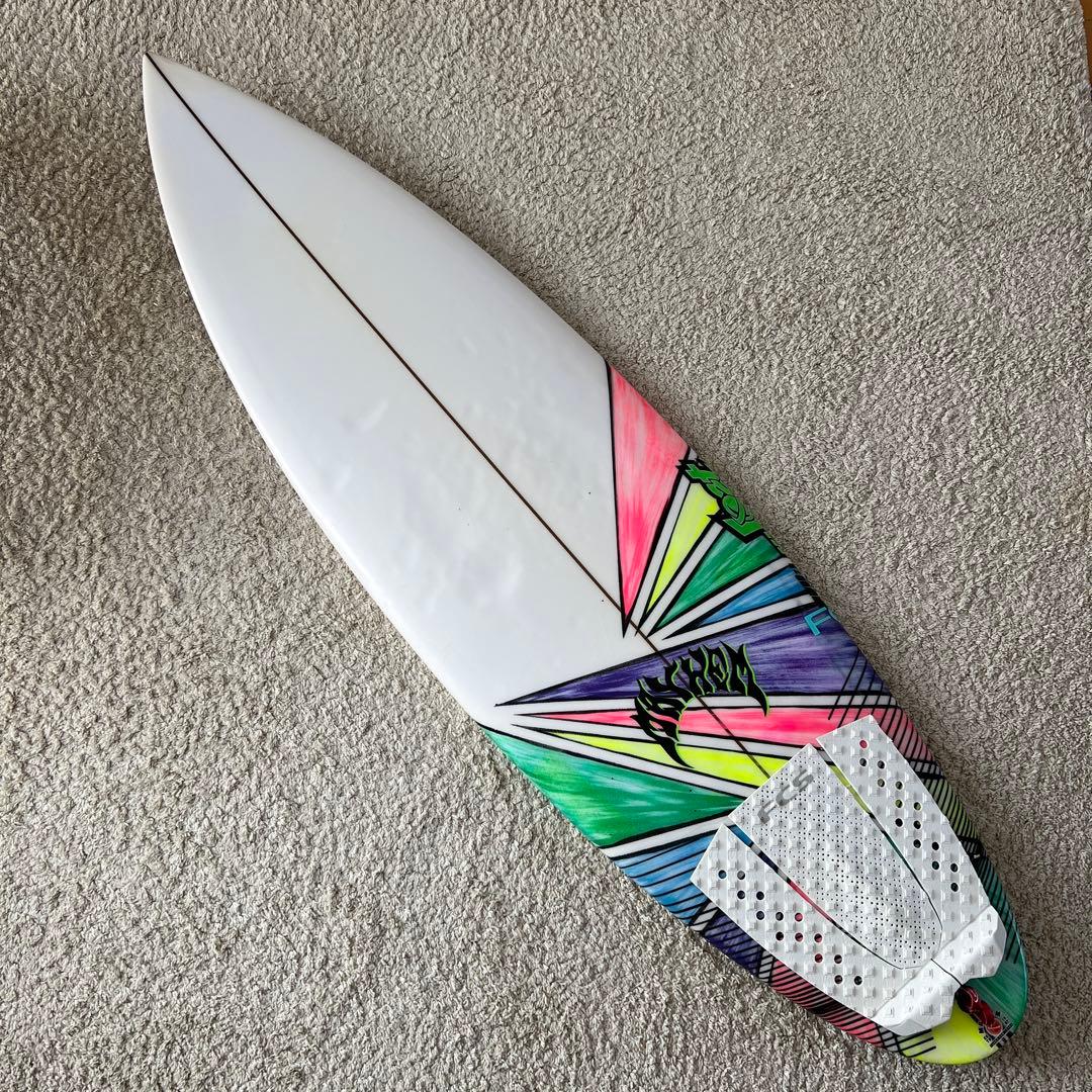 LOST（メイヘム） STEP D 5’7 松岡アノン選手使用ボード