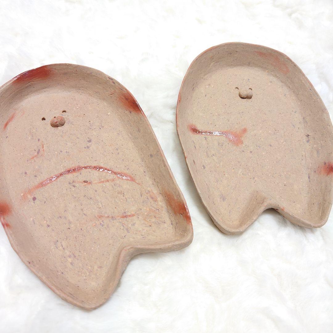 ◎【2517】111.アザラシ　皿…備前焼