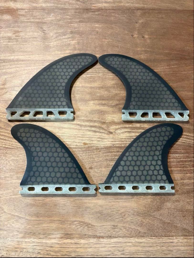 タイラーウォーレン キャプテンフィン　クアッド　captain fin