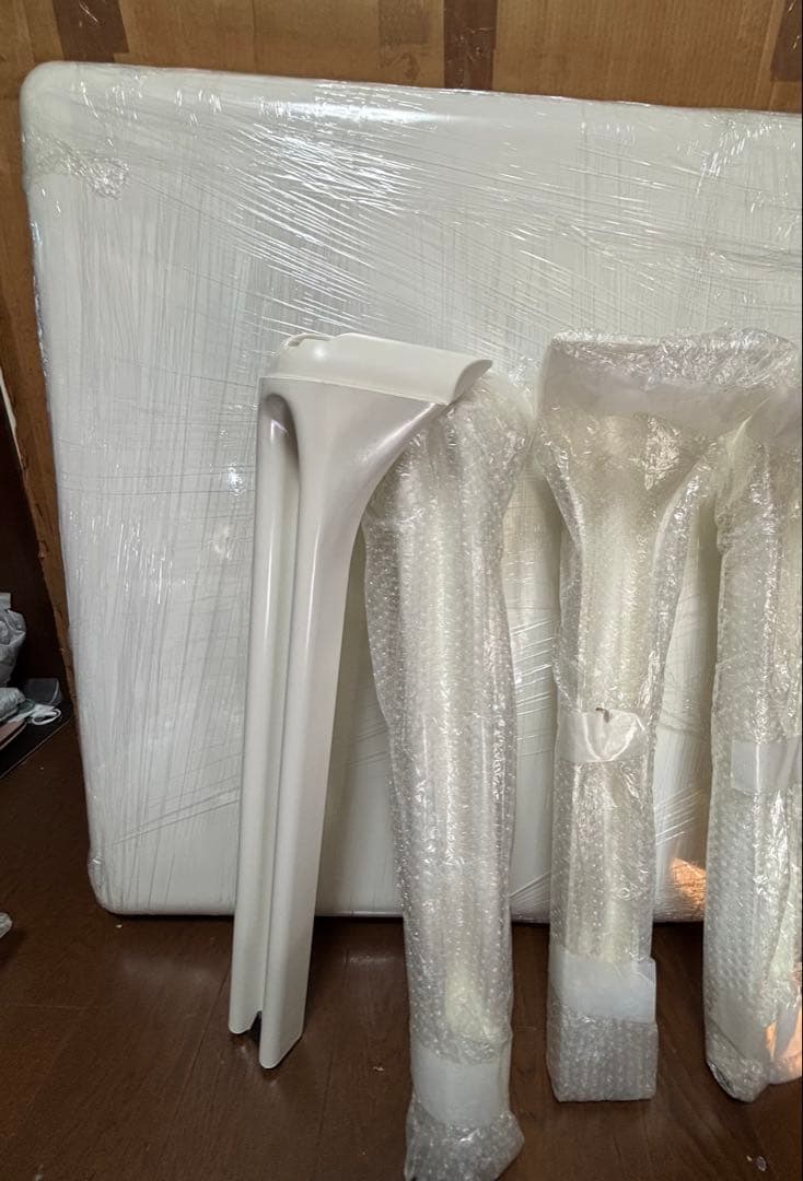 アルテミデ 家具 ミッドセンチュリー スペースエイジ テーブル