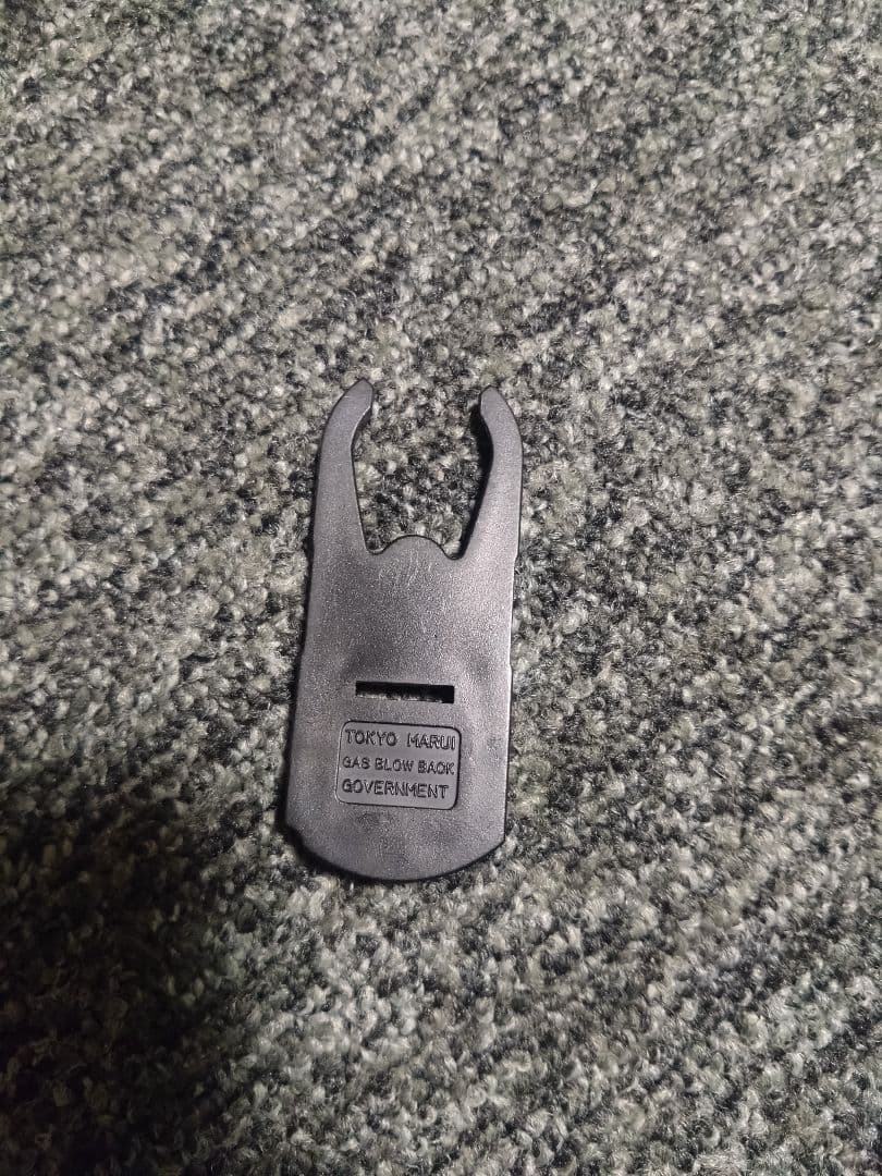 東京マルイ　コルトガバメントマークIV シリーズ'70　予備マガ　ホルスター付き