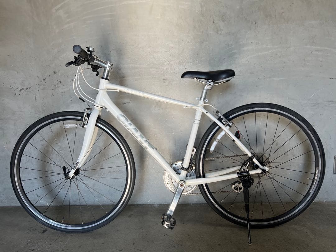 クロスバイク GIANT ESCAPE R3 ジャイアント エスケープ