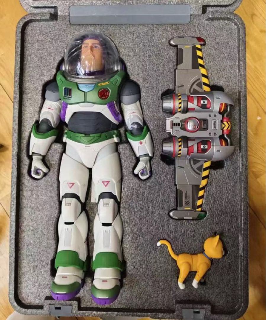 トイストーリー robosen バスライトイヤー ト 通常版 フィギュア