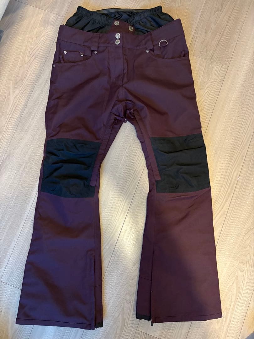 AA Hard Wear スノーボードウェア　レディースパンツ　ダブルエー　細身