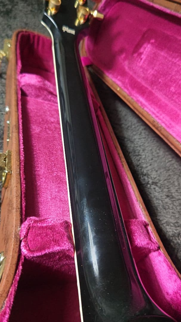 ダグ　Gibson Les Paul Custom VOS