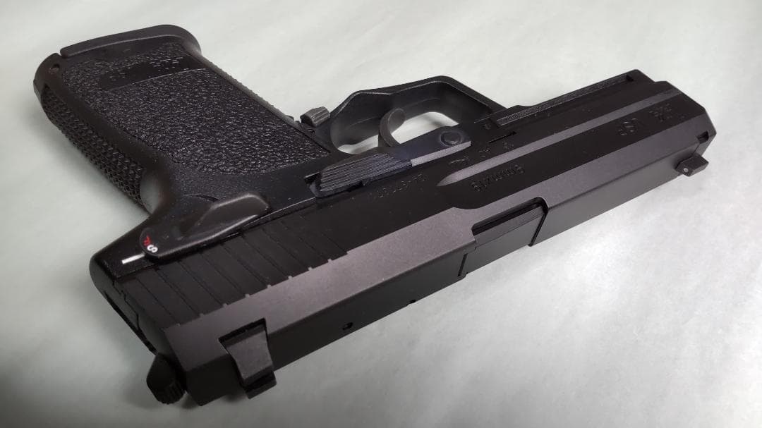 東京マルイ　USP ガスブローバックハンドガン