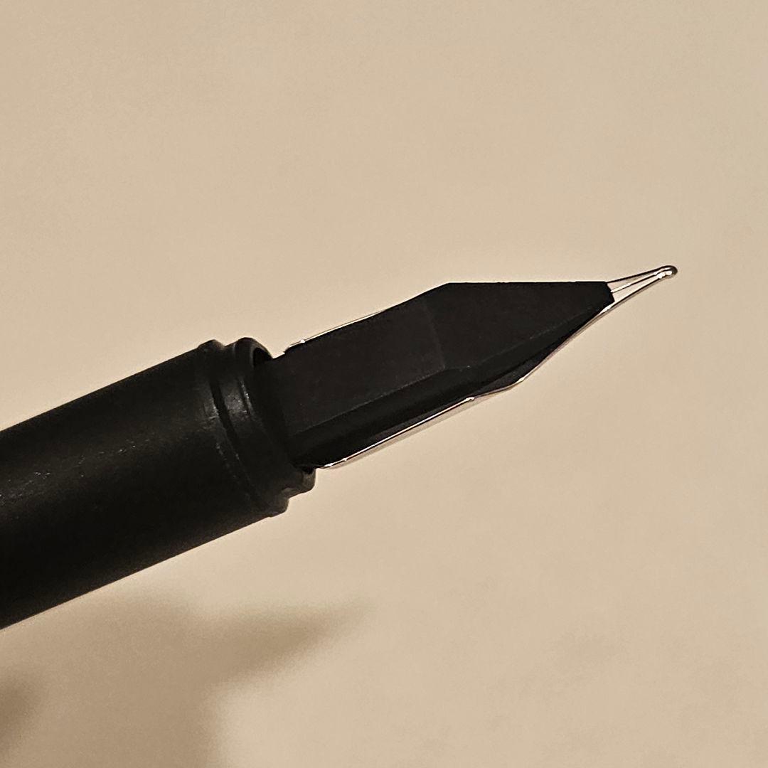 Montblanc ヴィンテージ万年筆 ケース付き　ノブレスブラック