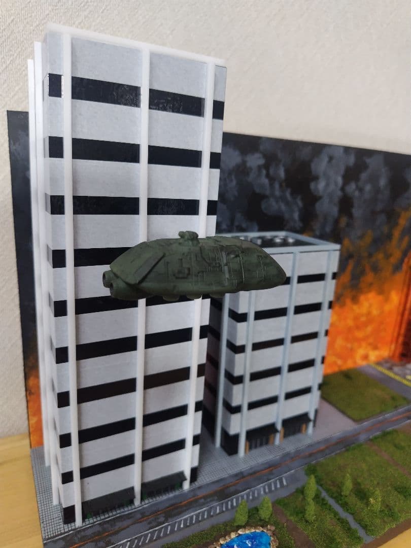 ジオラマ模型　ゴジラvsスーパーX2！