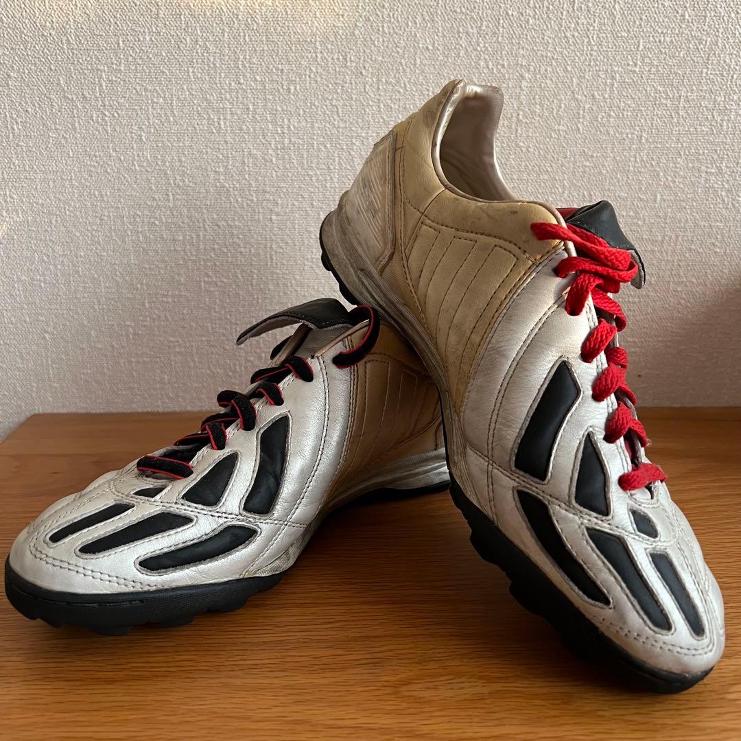 ■希少　アディダス　プレデターマニア　トレーニングシューズ　フットサル　26cm