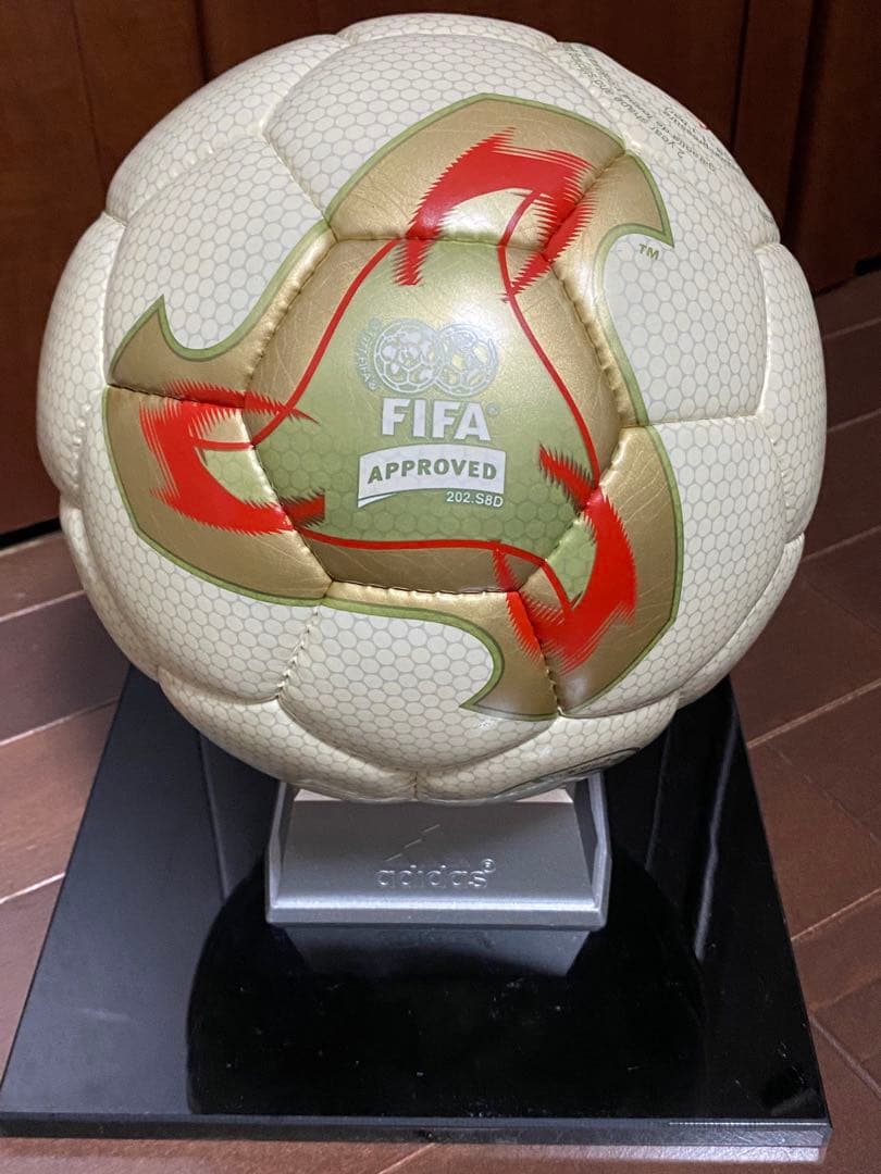 未使用2002日韓ワールドカップ公式球adidas FEVERNOVA サイズ5