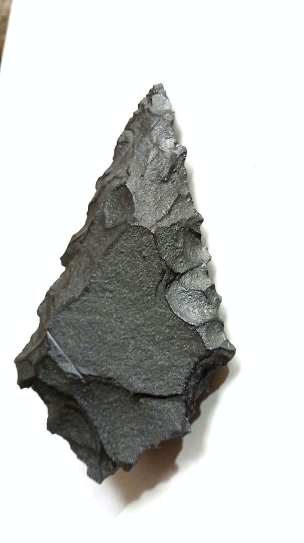 原人の 石器 …私の石器 355 ❑ サヌカイト ✰ 模写