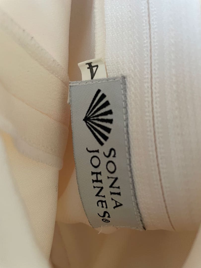 ソニアジョーンズエスニック風刺繍アイボリーシャツ