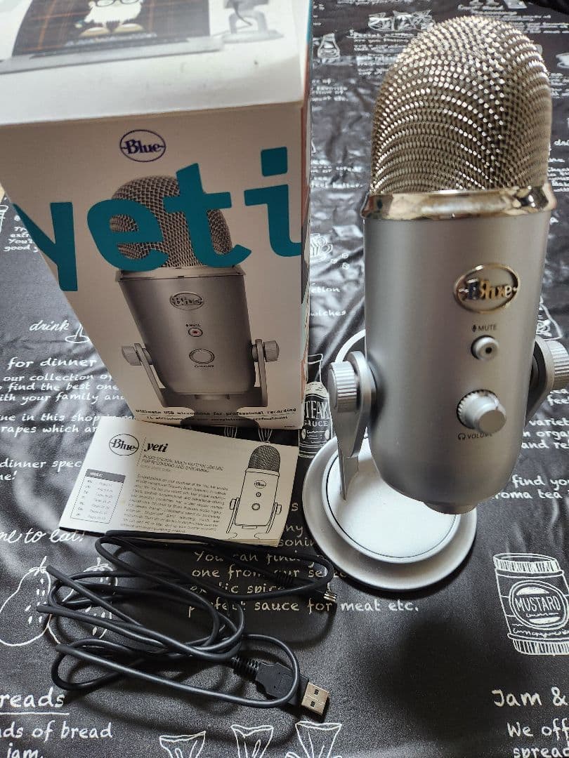 Blue Yeti コンデンサーマイク シルバー