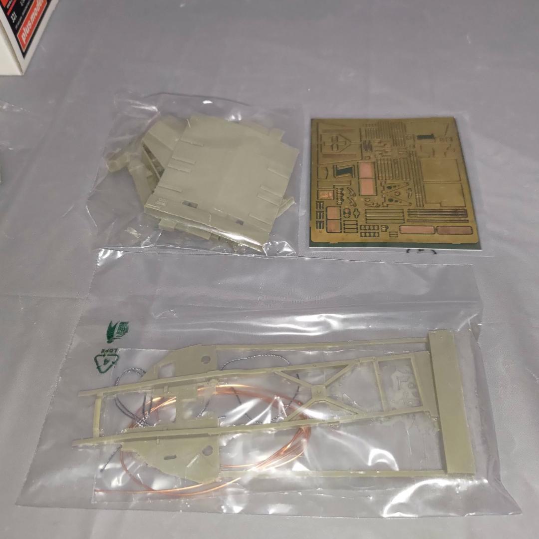 1/35 英・モーリスコマーシャルCDSW 30-CWT