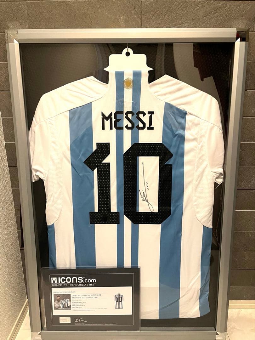 メッシ サイン入りユニフォーム　アルゼンチン　ICONS 額縁