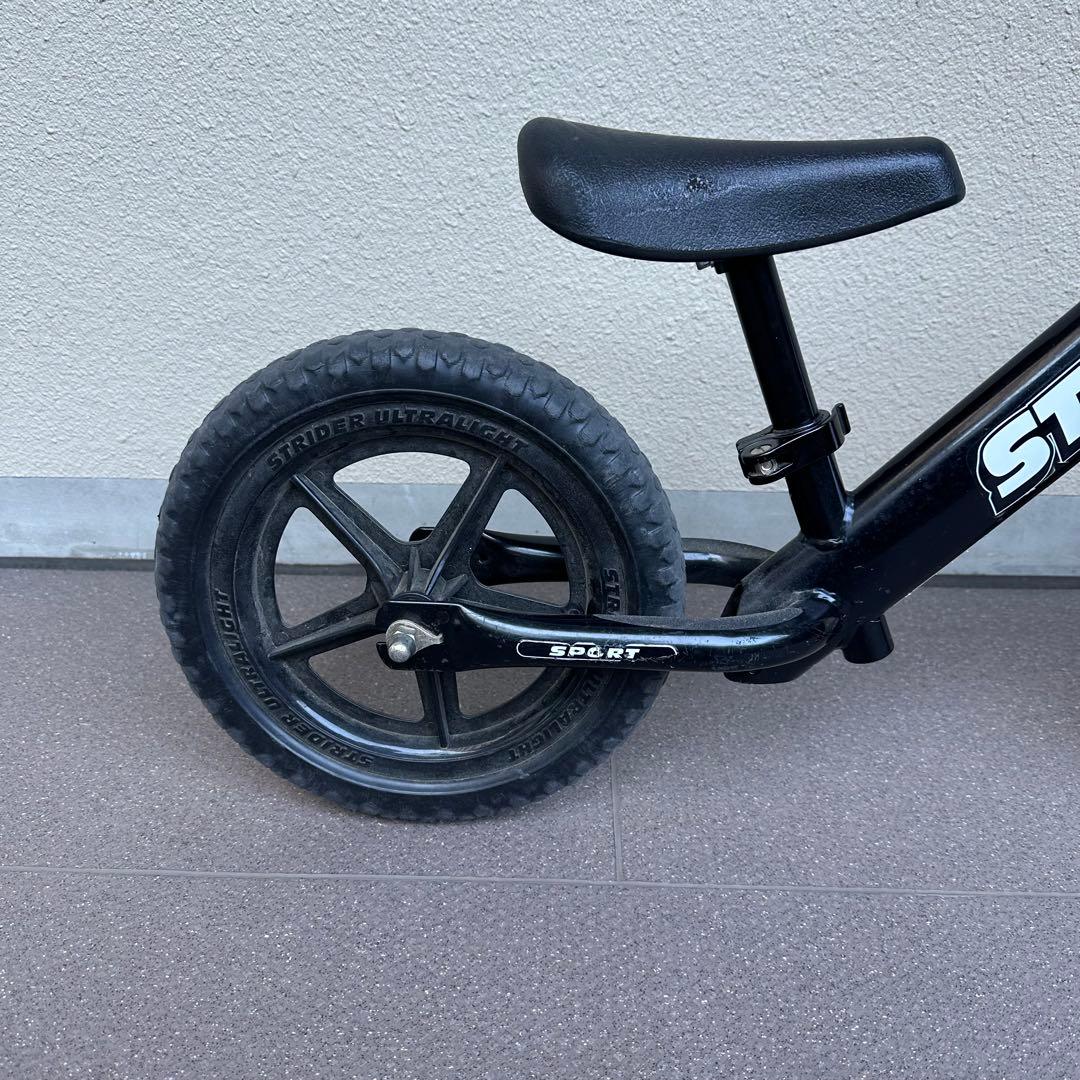 STRIDER ストライダー 12スポーツ バランスバイク ブラック 黒 正規品