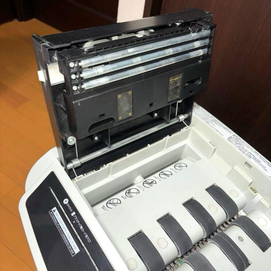 IRIS OHYAMA オートフィードシュレッダー AFS150C-H