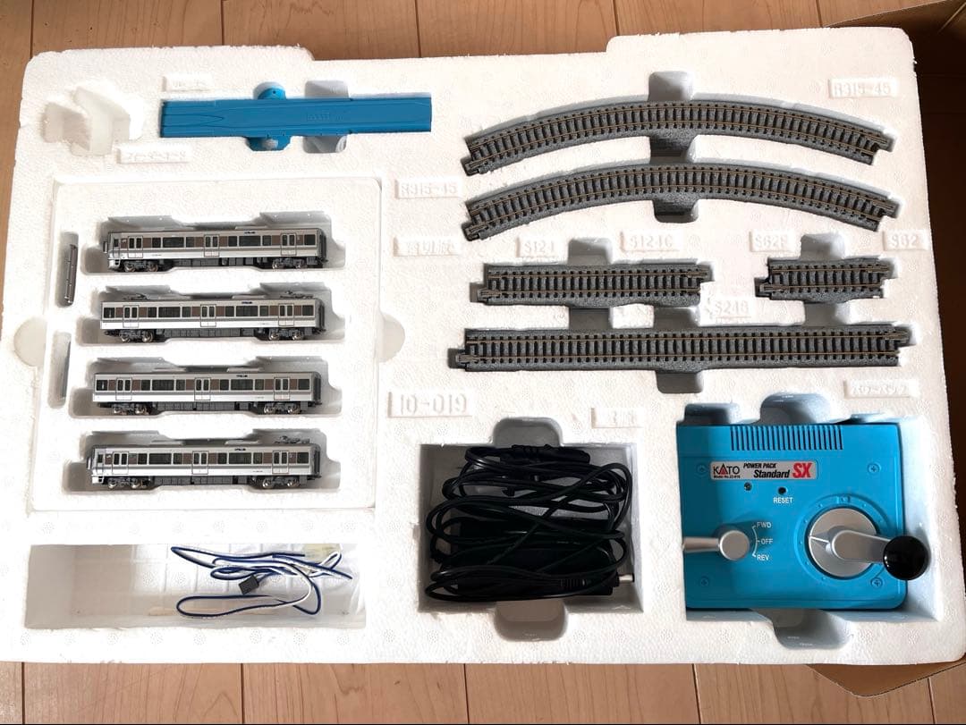 Nゲージスターターセット・スペシャル10-029 新快速225系100番台