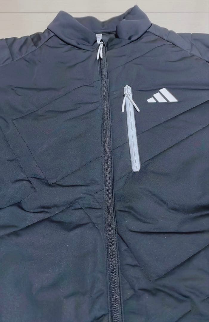 今だけセール！アディダス adidas ダウンジャケット