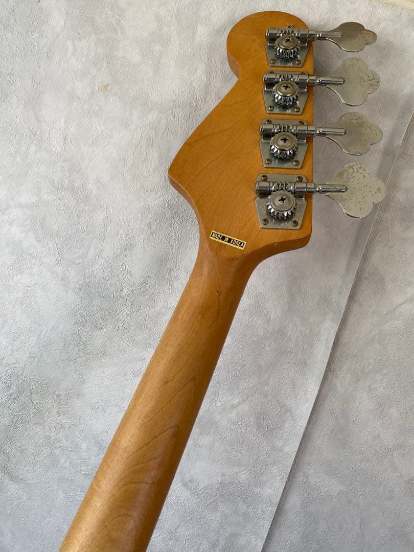 フォトジェニック　ベースギター