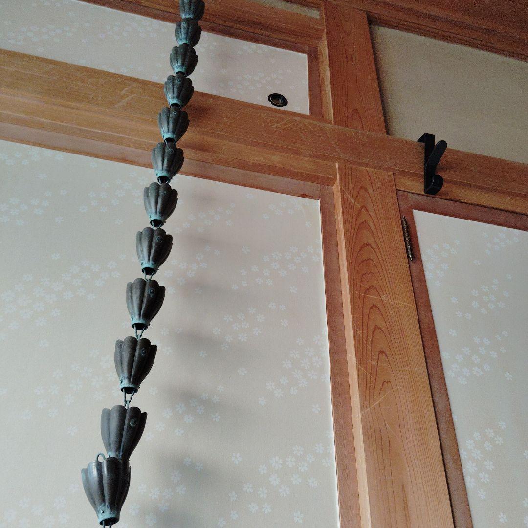 時代銅製鎖雨樋、全長約2.1メートル。