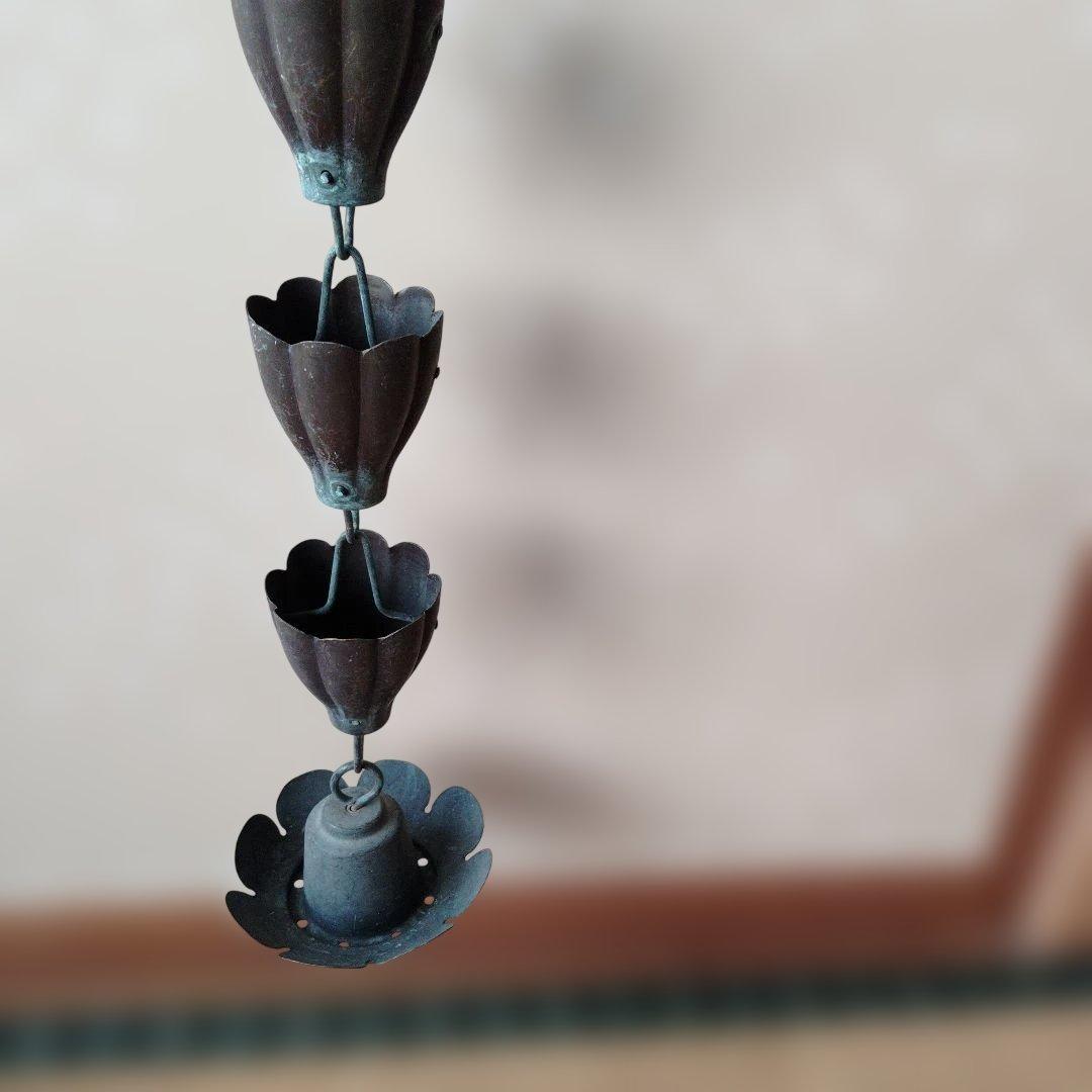 時代銅製鎖雨樋、全長約2.1メートル。