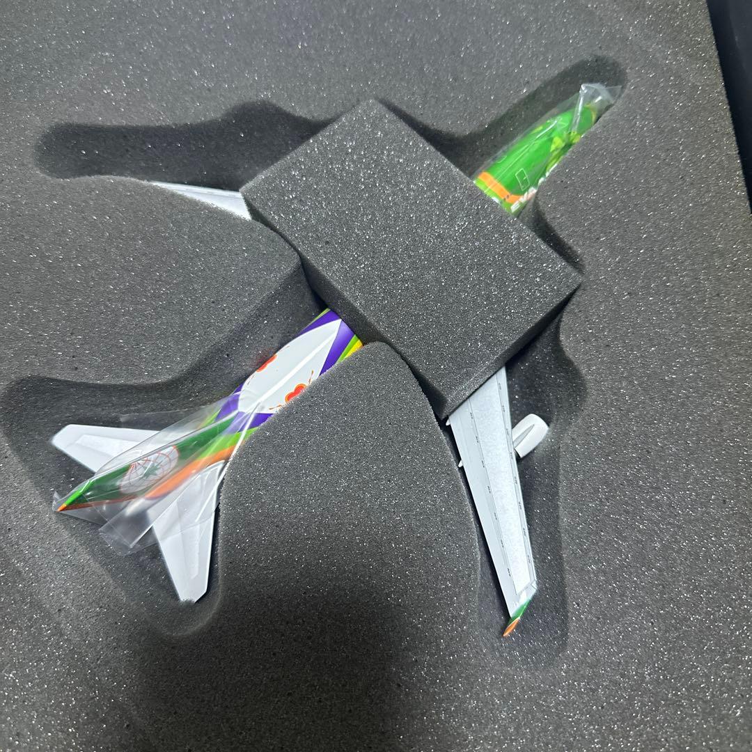 EVAエバー航空Boeing747-400 1/300 hogan特別塗装貴重品