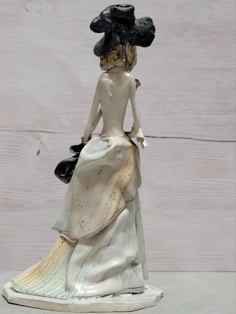 Bepe Duso 陶器人形 女性像