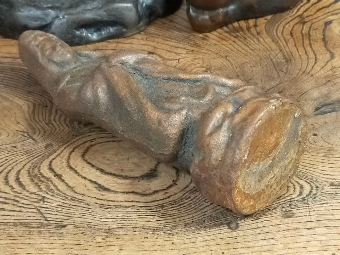 ♥古鉄製　観音像　２．４ｋｇ　観音様　仏像　観音菩薩　骨董　古玩