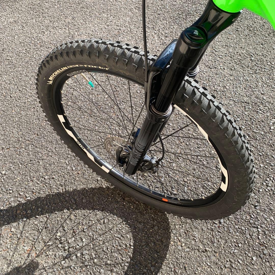 ANCHOR　XHM9　カーボン